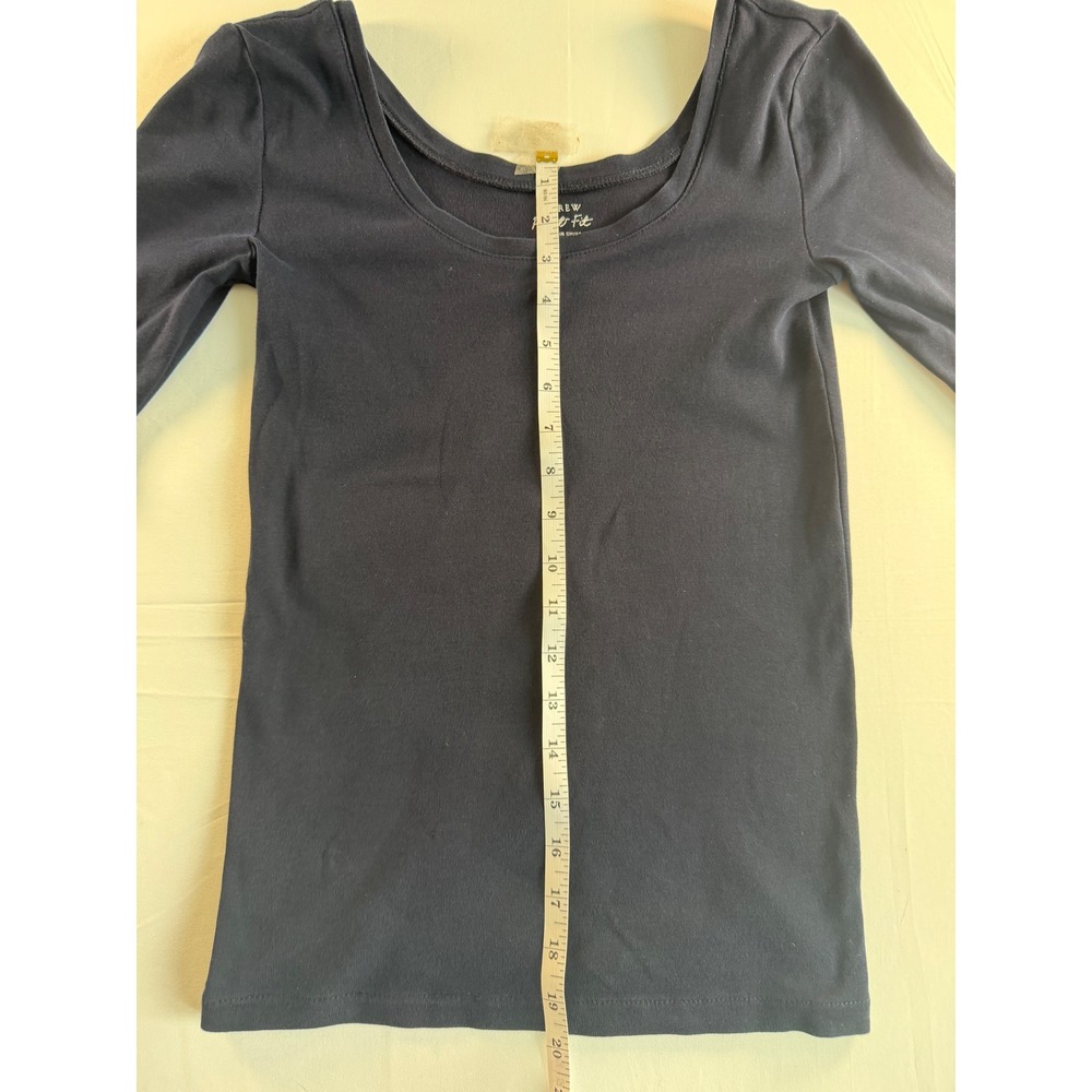 J.Crew Perfect Fit Top Women XS Navy Blue Scoop Neck Button Cuff Preppy Classic - Picture 6 of 9